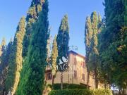Case e ville in vendita di 1100 m²