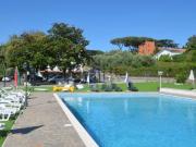 Case e ville in vendita di 1100 m² in Via Anagnina