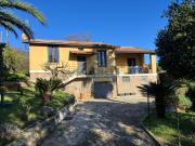 Case e ville in vendita di 110 m² in Via dei Castagnoli