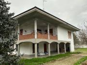 Case e ville in vendita di 110 m² in Via Volta, 24