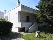 Case e ville in vendita di 110 m² in Viale Apulia, 3