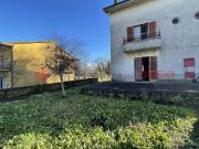 Case e ville in vendita di 111 m² in Via Borghe