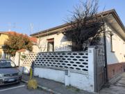 Case e ville in vendita di 111 m² in Via Como, 16