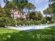 Case e ville in vendita di 1157 m² in Via Michelangelo...