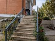 Case e ville in vendita di 115 m² in Via Cneo Domizio, 29