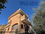 Case e ville in vendita di 115 m² in Via Oreste Nigro