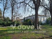 Case e ville in vendita di 1176 m² in Via Provinciale...