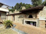 Case e ville in vendita di 118 m² in Via Bel Colle