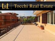 Case e ville in vendita di 118 m² in Via Piadena