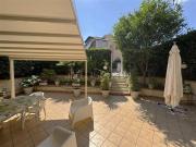 Case e ville in vendita di 142 m² in Via San Sofia