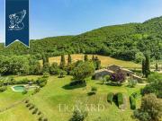 Case e ville in vendita di 1190 m²