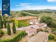 Case e ville in vendita di 1200 m²