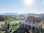 Case e ville in vendita di 1200 m²