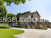 Case e ville in vendita di 1200 m² in Corso Leonardo da... Case e ville in vendita di 1200 m² in Corso Leonardo da...