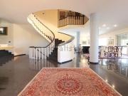 Case e ville in vendita di 1200 m² in Strada del Palazzo, 64