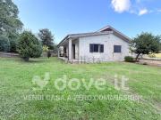 Case e ville in vendita di 120 m² in Via 3 Are, 33