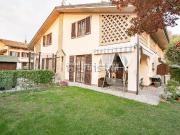 Case e ville in vendita di 120 m² in Via Adige, 19