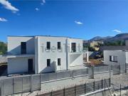 Case e ville in vendita di 120 m² in Via Castelforte, 78