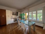 Case e ville in vendita di 120 m² in Via dei Girasoli, 7