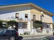 Case e ville in vendita di 120 m² in Via della Mimosa