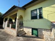 Case e ville in vendita di 120 m² in Via delle Pecore