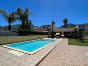 Case e ville in vendita di 120 m² in Via Giummari, 57