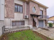 Case e ville in vendita di 120 m² in Via Martiri di...