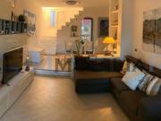 Case e ville in vendita di 120 m² in Via Terracina, 260