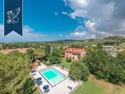 Case e ville in vendita di 1220 m²