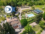 Case e ville in vendita di 1221 m² in Frazione Frascole, 20