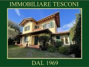 Case e ville in vendita di 122 m² in Via Michelangelo...