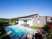Case e ville in vendita di 125 m² in Via Grezze
