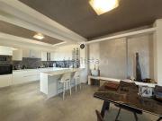 Case e ville in vendita di 125 m² in Via Milano