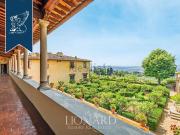 Case e ville in vendita di 1300 m²