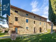 Case e ville in vendita di 1300 m²