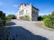 Case e ville in vendita di 1300 m² in Strada di...