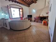 Case e ville in vendita di 130 m² in Via della Pecora