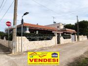 Case e ville in vendita di 130 m² in Via Fano, 71