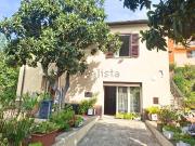 Case e ville in vendita di 130 m² in Via Filippo...