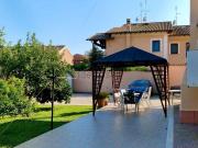 Case e ville in vendita di 130 m² in Via Filippo le Bas