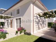 Case e ville in vendita di 130 m² in Via Giosuè Carducci