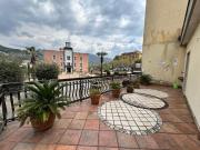Case e ville in vendita di 130 m² in Via Iorio, 1