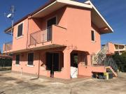 Case e ville in vendita di 130 m² in Via Isole delle...