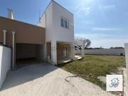 Case e ville in vendita di 130 m² in Via Maria Grazia