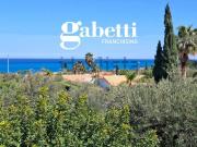 Case e ville in vendita di 130 m² in Via Mediterraneo, 64