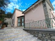 Case e ville in vendita di 130 m² in Viale G. Garibaldi, 19