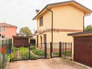 Case e ville in vendita di 135 m² in Via Don Giovanni...