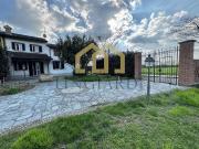 Case e ville in vendita di 135 m² in Viale Milano