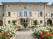 Case e ville in vendita di 1400 m²