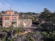 Case e ville in vendita di 1400 m² in Via Barriera del Bosco